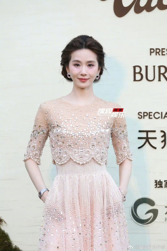 Triệu Lộ Tư khiến Lưu Thi Thi bị l&eacute;p vế- Ảnh 6.