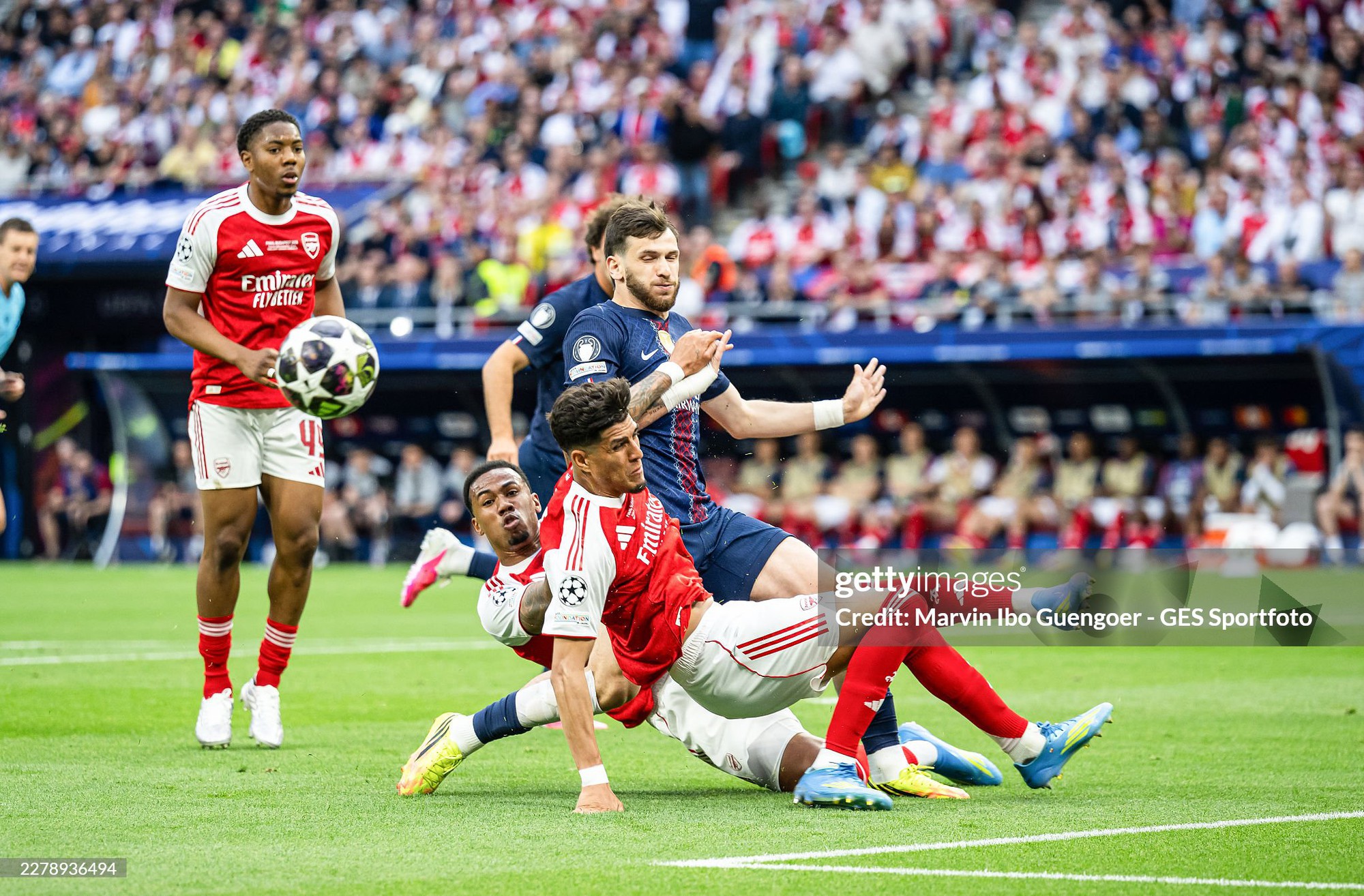 Arsenal nhận thất bại đau đớn sau loạt s&uacute;t lu&acirc;n lưu, PSG bảo vệ th&agrave;nh c&ocirc;ng ng&ocirc; v&ocirc; địch Champions League - Ảnh 13.