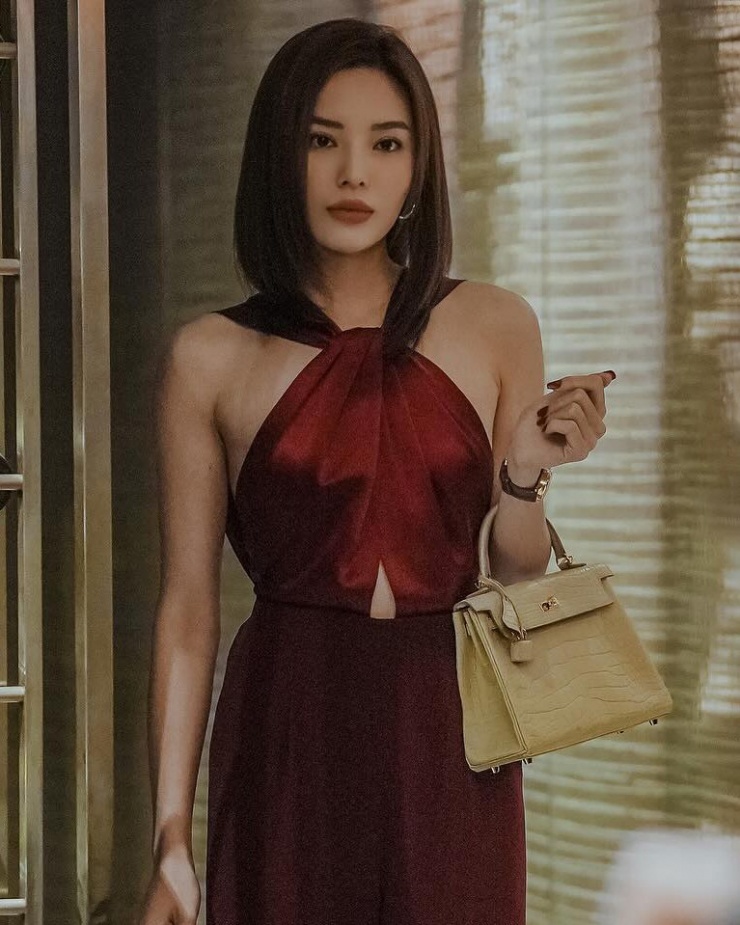 Lộ diện mỹ nh&acirc;n v&agrave;o vai Thị Mầu: 2 lần đăng quang Hoa hậu, nhan sắc giống nguy&ecirc;n t&aacute;c đến 90%- Ảnh 8.