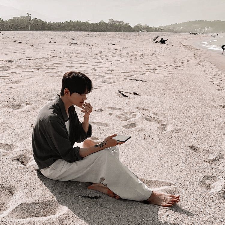 T&igrave;nh trạng &ldquo;WORKCATION&rdquo; của d&acirc;n văn ph&ograve;ng hiện nay: Đi du lịch c&ugrave;ng deadlines, vừa chơi vừa kiếm tiền thấy rất ổn!- Ảnh 1.