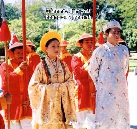 Mỹ nam Việt đẹp đến mức như ho&agrave;ng đế bước ra từ lịch sử, đến giọng n&oacute;i cũng cao sang hơn người- Ảnh 1.