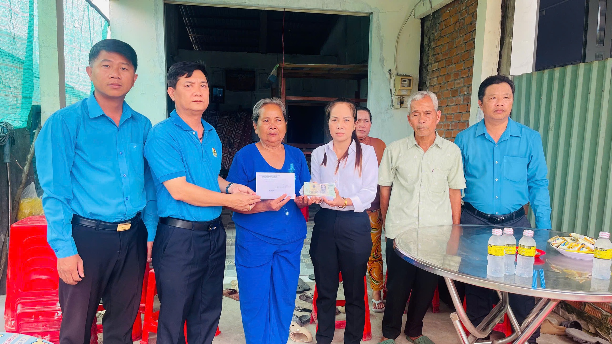X&oacute;t xa ho&agrave;n cảnh của thai phụ vừa tử vong do tai nạn giao th&ocirc;ng - Ảnh 1.