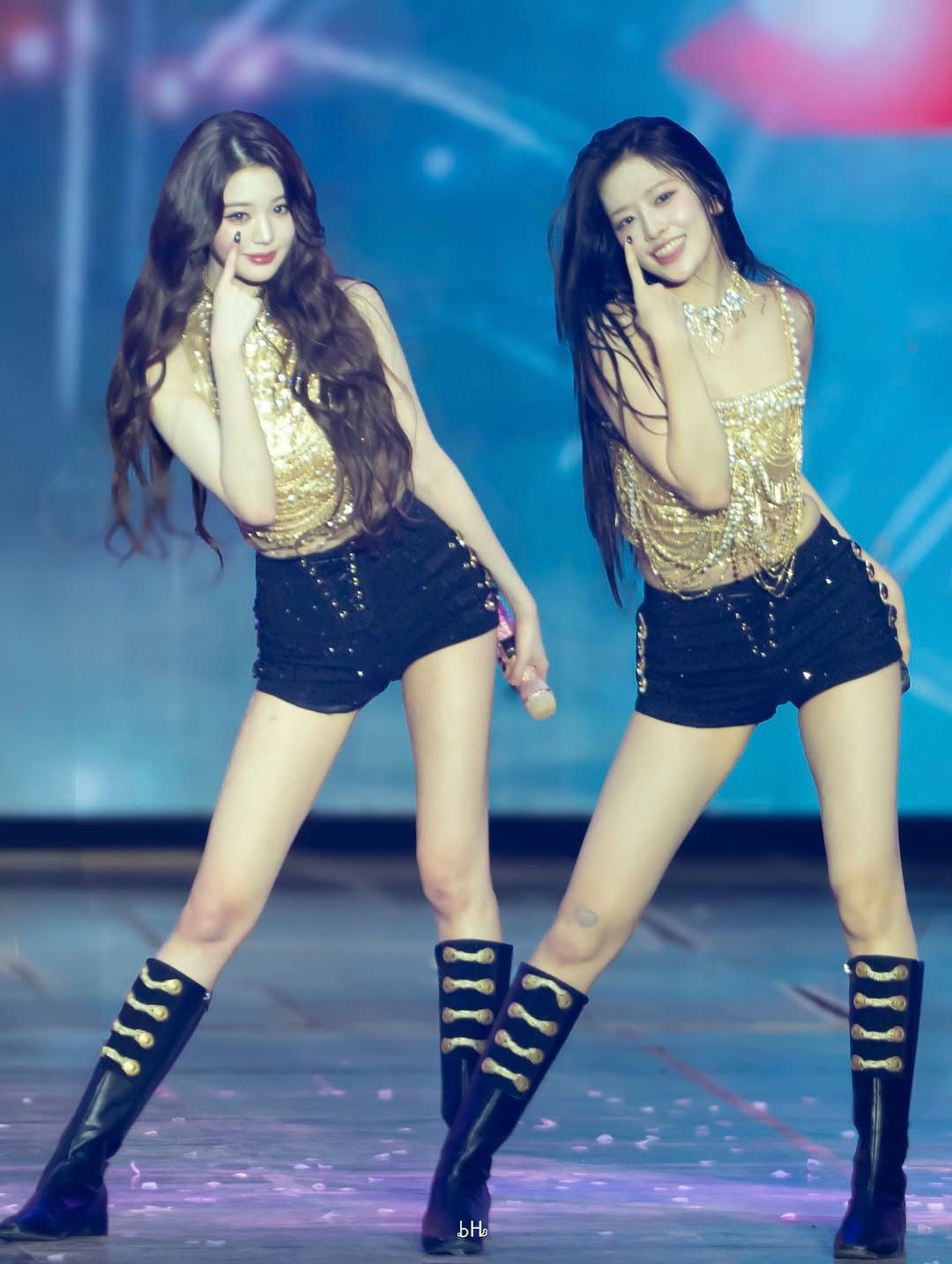Ai l&agrave; người sở hữu đ&ocirc;i ch&acirc;n đẹp nhất Kpop, đến c&ocirc;ng ch&uacute;a trong giới cũng phải thua?- Ảnh 1.