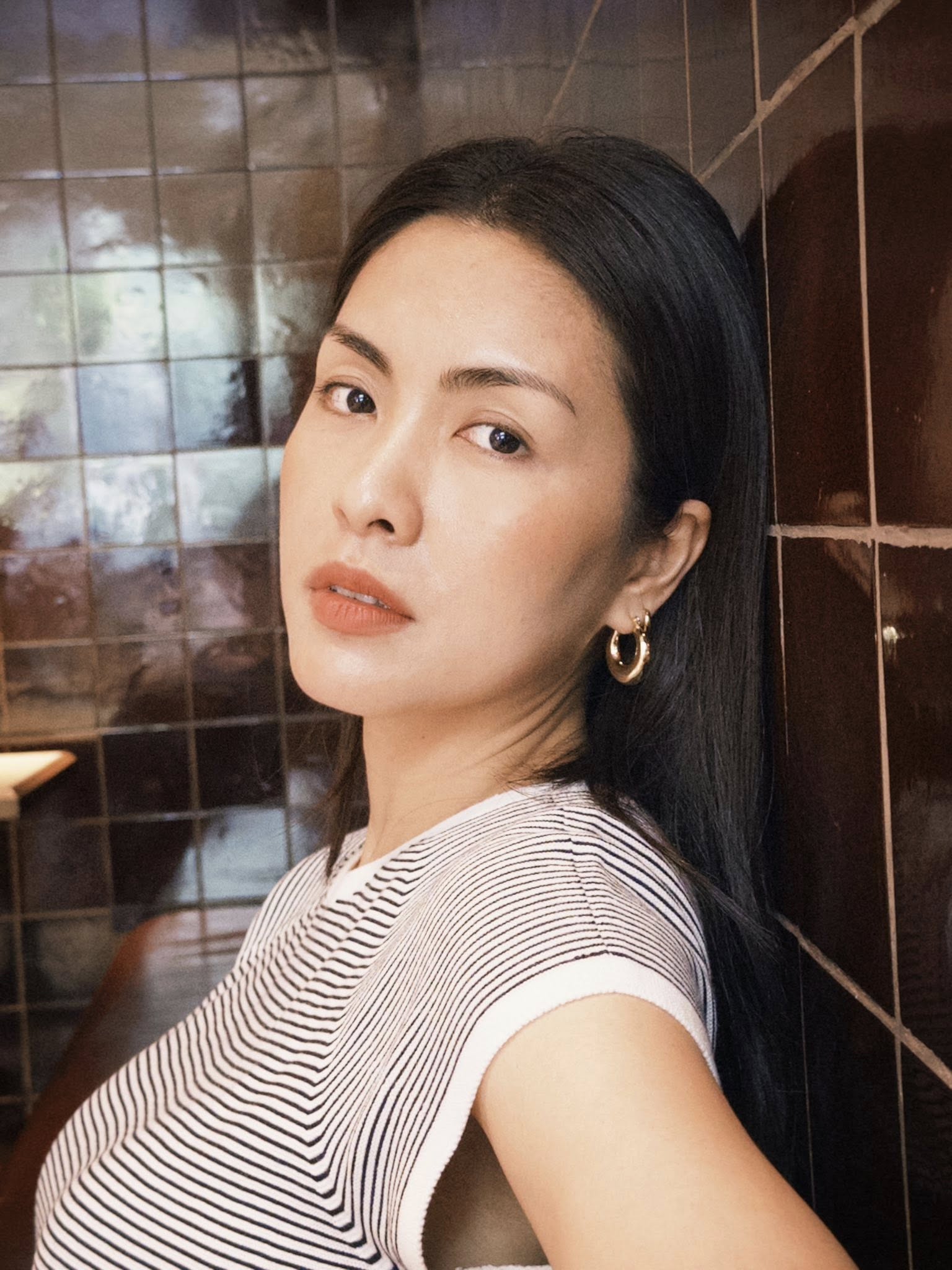 Tăng Thanh H&agrave; chỉ thay đổi một ch&uacute;t đ&atilde; được khen ng&agrave;y c&agrave;ng nhuận sắc!- Ảnh 1.