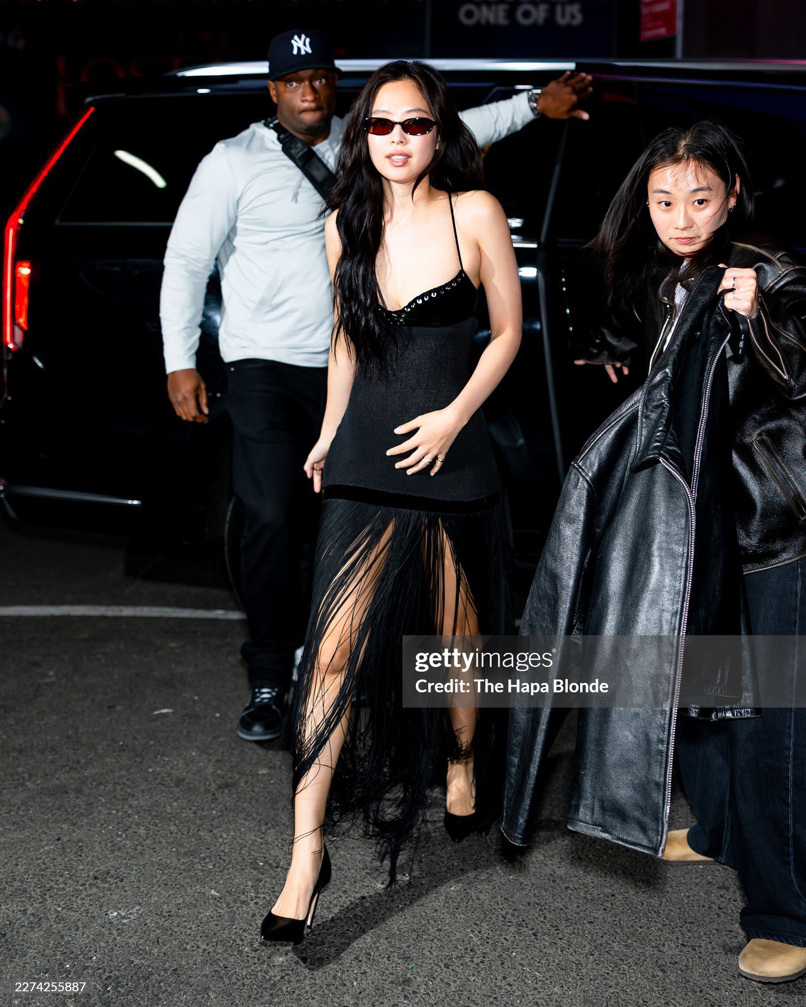 BLACKPINK v&agrave; Met Gala: Khi K-pop trở th&agrave;nh "vũ kh&iacute; tỷ đ&ocirc;" của thời trang xa xỉ- Ảnh 10.