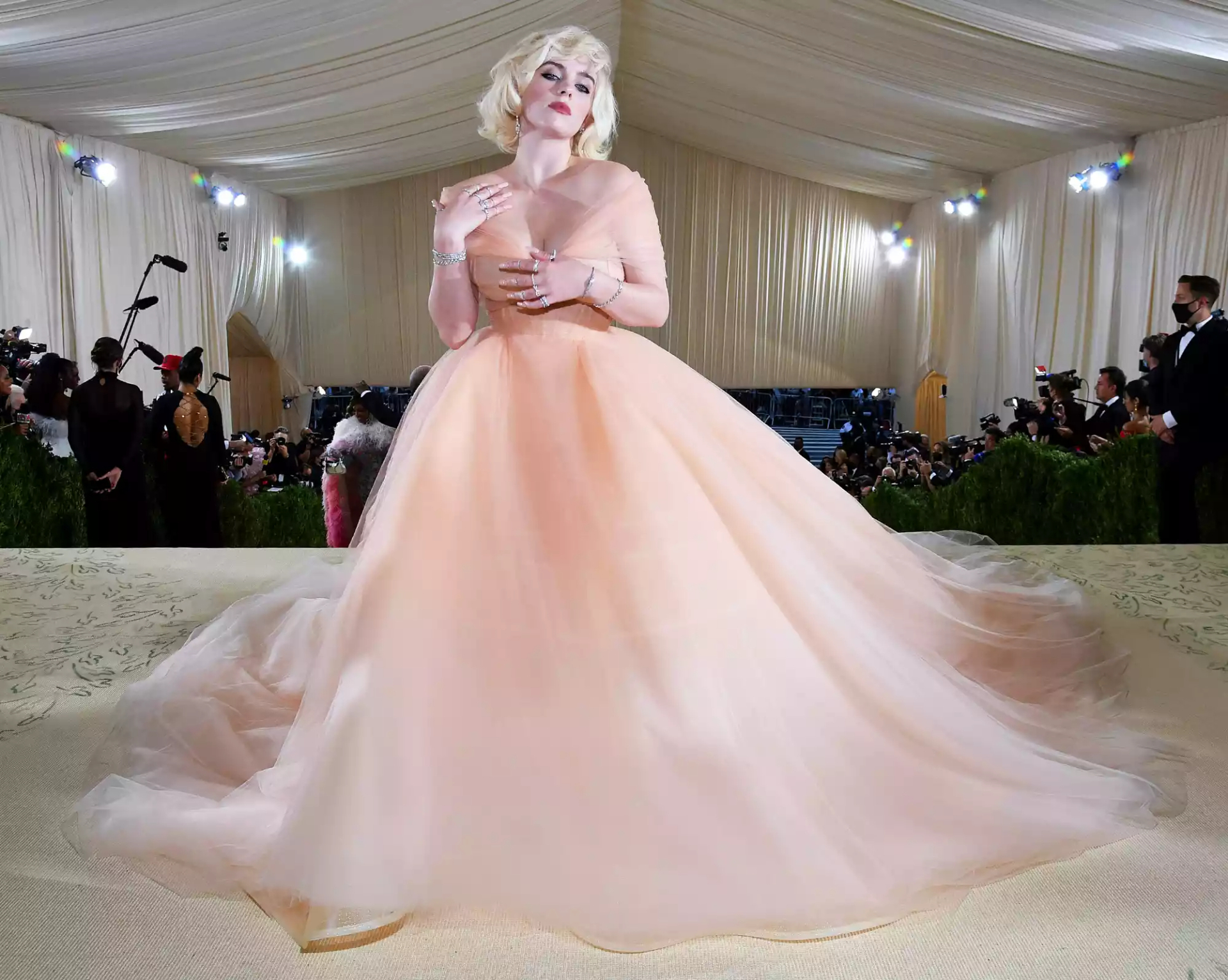 Ai cũng y&ecirc;u Met Gala ngoại trừ 10 ng&ocirc;i sao n&agrave;y?- Ảnh 5.