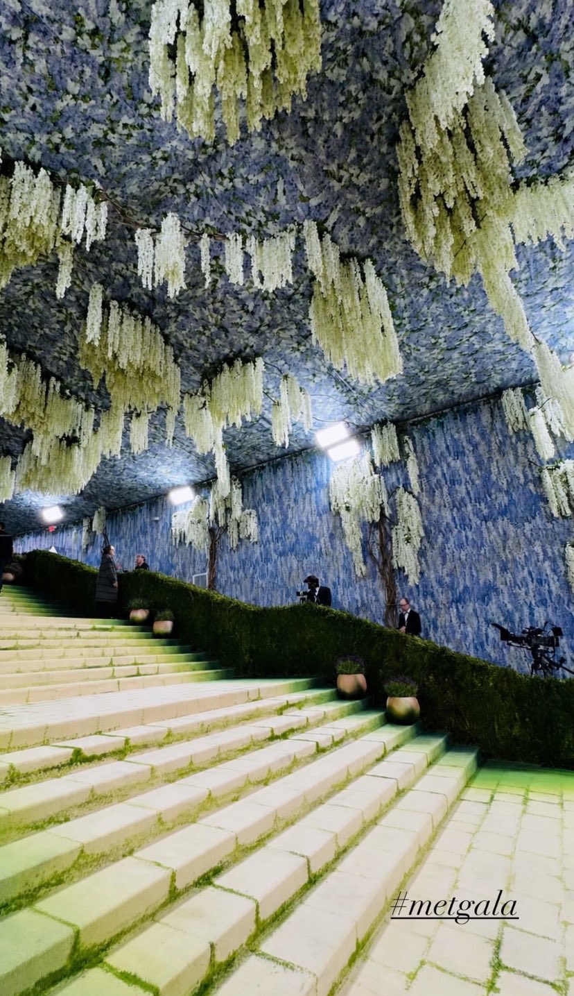 Met Gala 2026: Tượng tạc, thiết kế đi&ecirc;u khắc cơ thể ngập tr&agrave;n, BLACKPINK vẫn l&agrave; trung t&acirc;m b&agrave;n t&aacute;n- Ảnh 1.