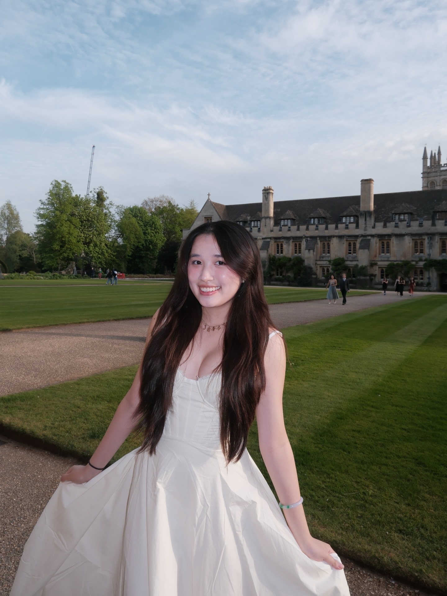 Jenny Huỳnh n&oacute;i "tạm biệt Stanford": Netizen chưa kịp lo th&igrave; đ&atilde; ph&aacute;t hiện sự thật ph&iacute;a sau - Ảnh 1.