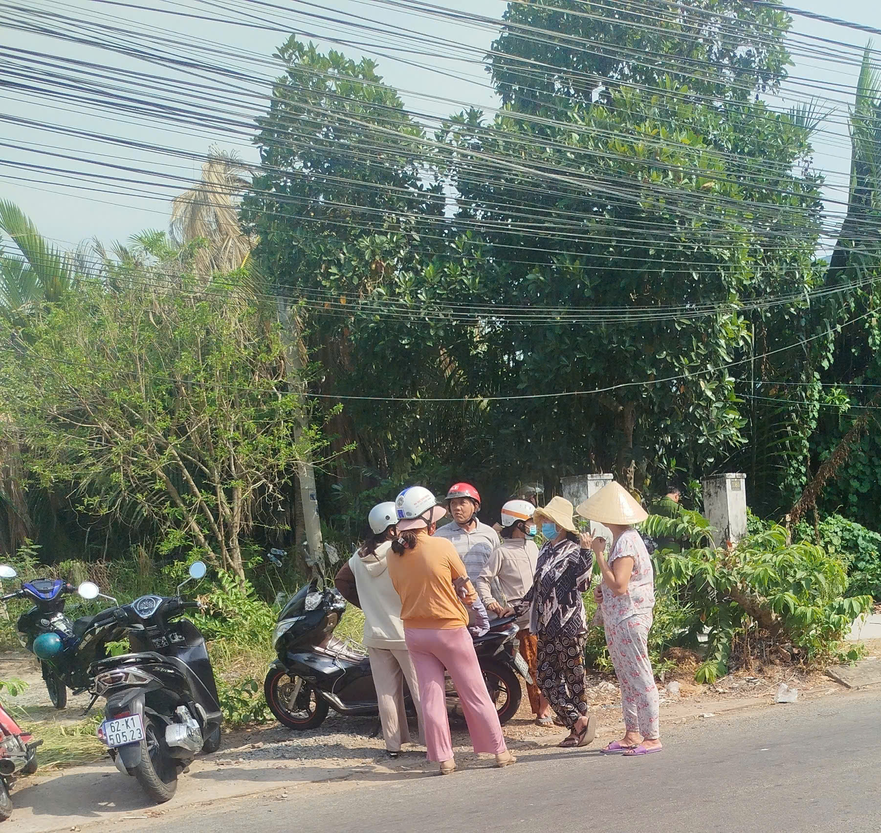 Vụ thảm án ở Tây Ninh: Thi thể 2 nạn nhân được đưa về Cà Mau - Ảnh 3.