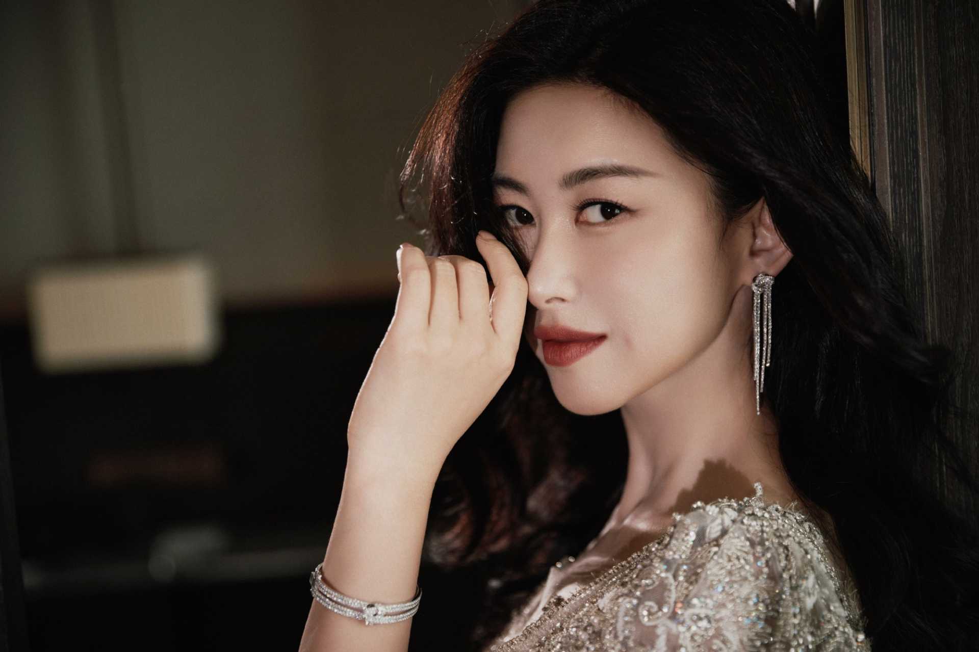Mỹ nh&acirc;n đang bị 99,9% đ&agrave;n &ocirc;ng từ chối: 8 lần lọt top đẹp nhất thế giới, "đ&aacute; bay" tổng gi&aacute;m đốc Ferrari v&agrave; nhận về c&aacute;i kết bất ngờ- Ảnh 11.