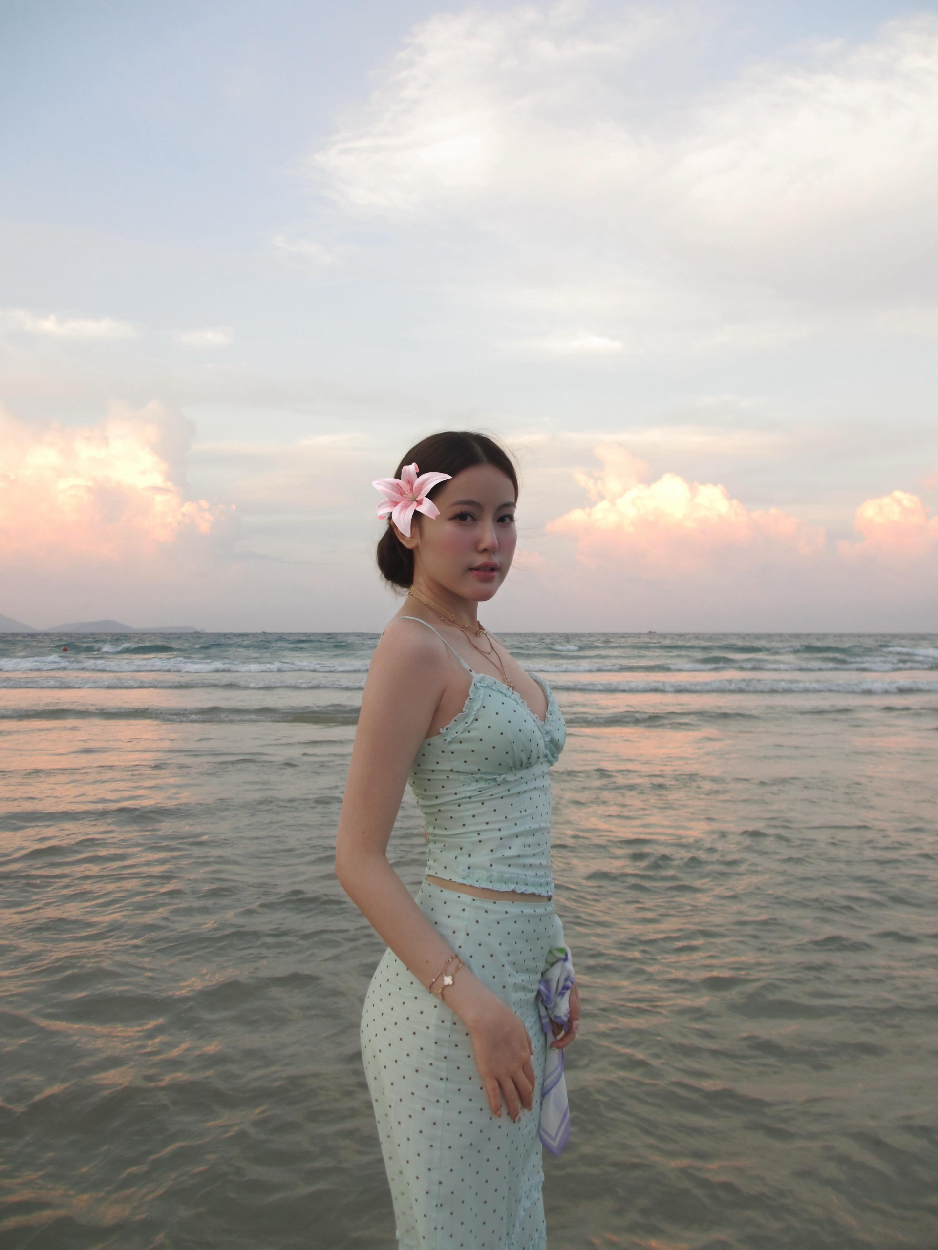 Tăng Mỹ Hàn đi Nha Trang với HIEUTHUHAI?- Ảnh 2.