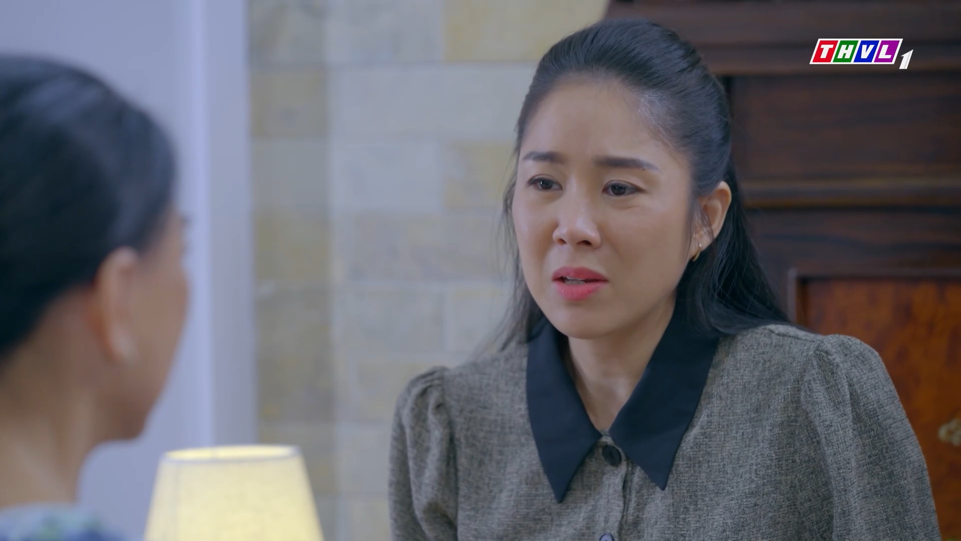 H&eacute; lộ kết phim B&oacute;ng Ma Hạnh Ph&uacute;c: Trang lộ bản chất thật, ra tay s&aacute;t hại Dũng- Ảnh 2.