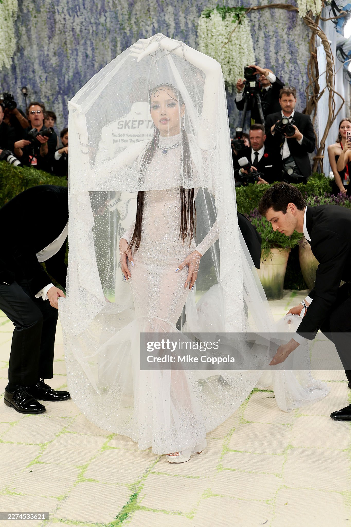 Khung h&igrave;nh ở Met Gala cả thế giới tr&ocirc;ng mong đ&acirc;y rồi: BLACKPINK tụ hội, xứng danh nh&oacute;m nhạc Kbiz quyền lực nhất l&agrave;ng thời trang - Ảnh 5.