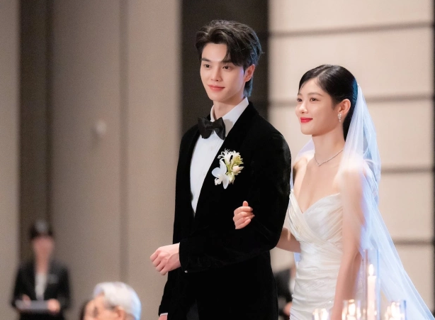 10 phim H&agrave;n được xem nhiều nhất Netflix to&agrave;n cầu: Queen of Tears b&eacute;t bảng, hạng 1 c&agrave;ng bị ch&ecirc; c&agrave;ng viral khắp thế giới- Ảnh 9.
