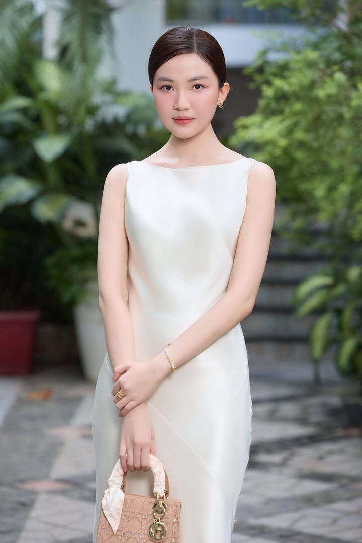 Ba "&aacute;c nữ" phim giờ v&agrave;ng: Nhan sắc nổi bật, đều l&agrave; thủ khoa S&acirc;n khấu - Điện ảnh- Ảnh 3.