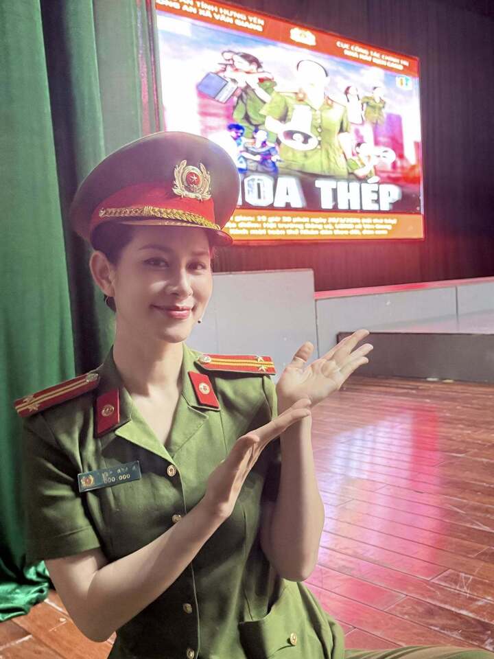 Ba "&aacute;c nữ" phim giờ v&agrave;ng: Nhan sắc nổi bật, đều l&agrave; thủ khoa S&acirc;n khấu - Điện ảnh- Ảnh 2.