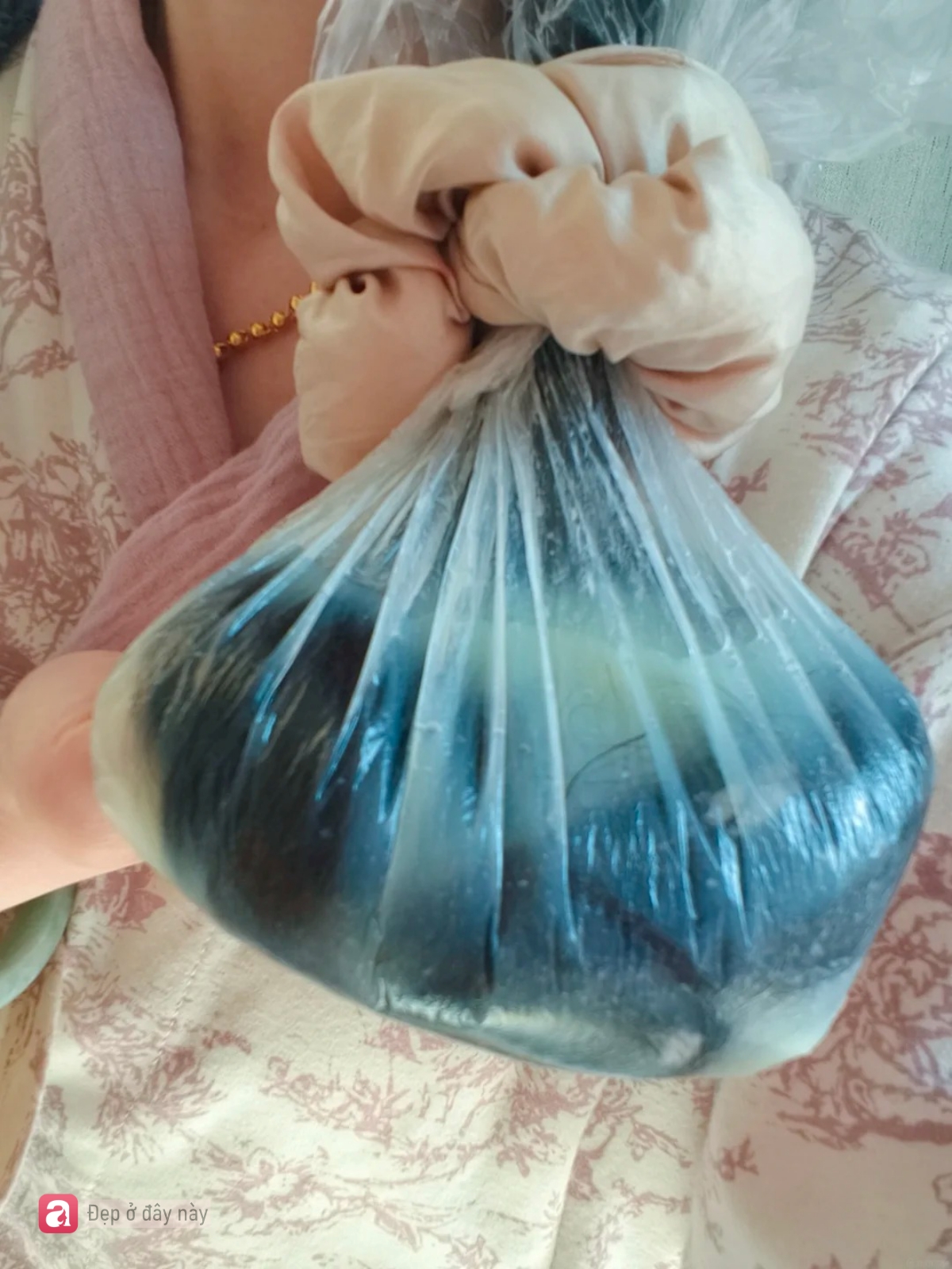 Ủ t&oacute;c kiểu mới đang g&acirc;y sốt: Đơn giản đến mức ai lười cũng l&agrave;m được - Ảnh 4.