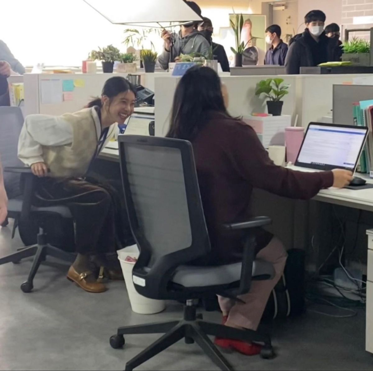 Đi l&agrave;m được 8 năm mới thấm th&iacute;a điều n&agrave;y: Drama từ miệng m&igrave;nh m&agrave; ra, kh&ocirc;ng tr&aacute;ch ai được- Ảnh 1.