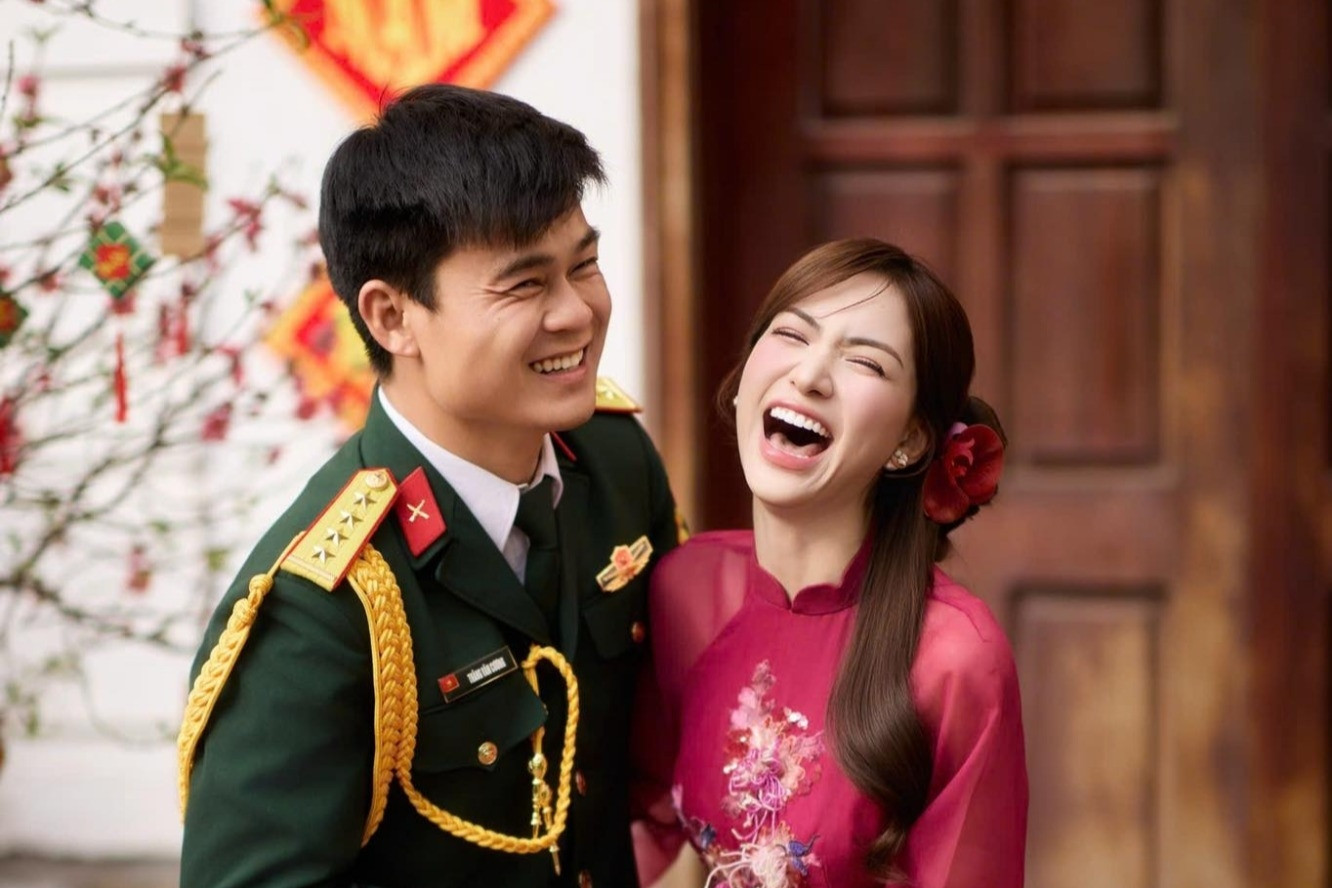 Phản ứng của Ho&agrave; Minzy khi được hỏi về chuyện đang c&oacute; em b&eacute;- Ảnh 4.