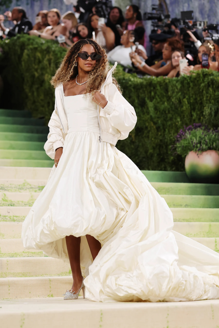 Đứa trẻ quyền lực nhất h&agrave;nh tinh: "Ph&aacute; luật" của Met Gala, diễn cả loạt show ngh&igrave;n tỷ vẫn bị ch&ecirc; kh&ocirc;ng c&oacute; tố chất- Ảnh 2.