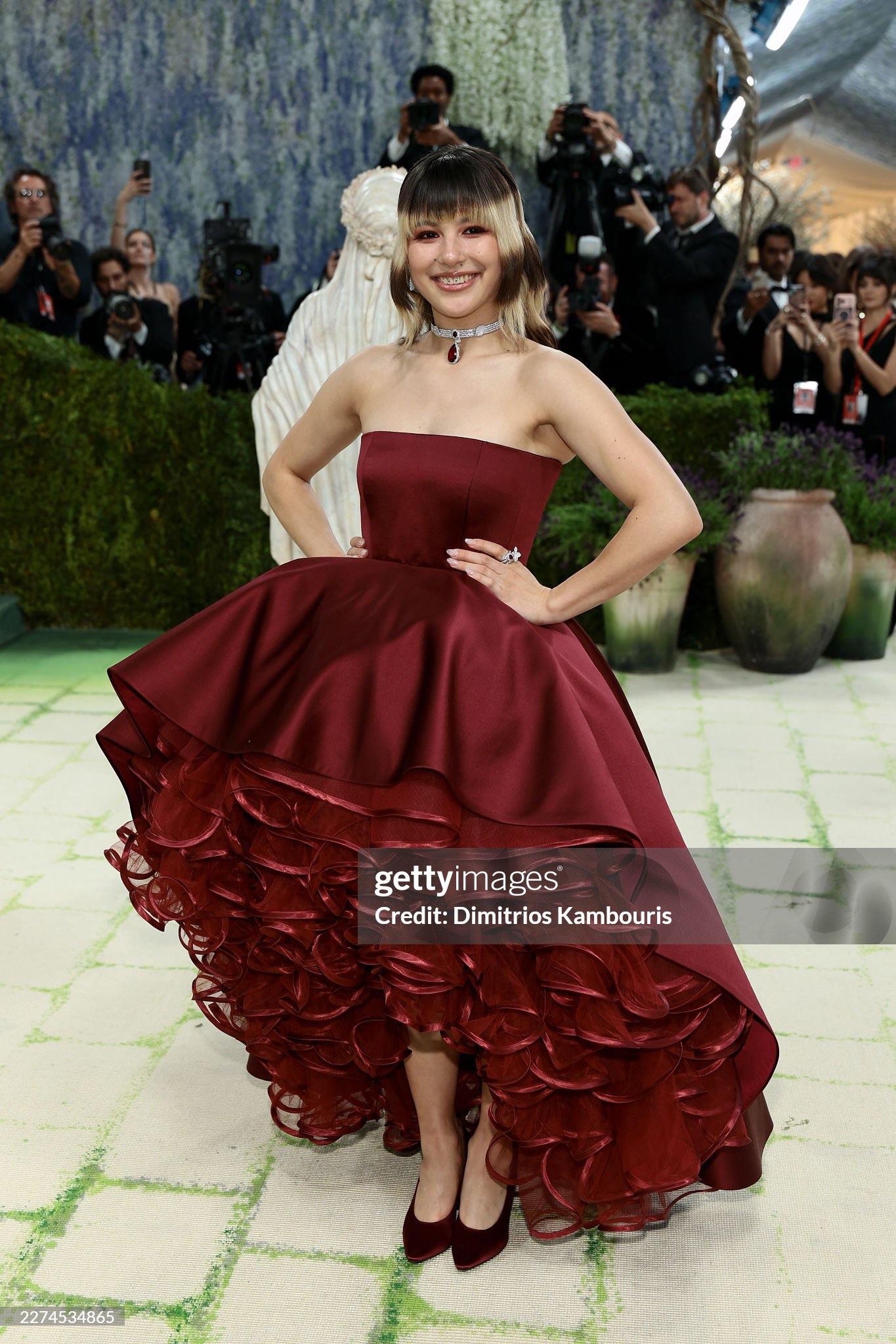 Alysa Liu bị ch&ecirc; "mặc xấu nhất" Met Gala sở hữu profile khủng: Gi&agrave;nh 2 HCV Olympic, 13 tuổi đ&atilde; v&ocirc; địch trượt băng- Ảnh 2.