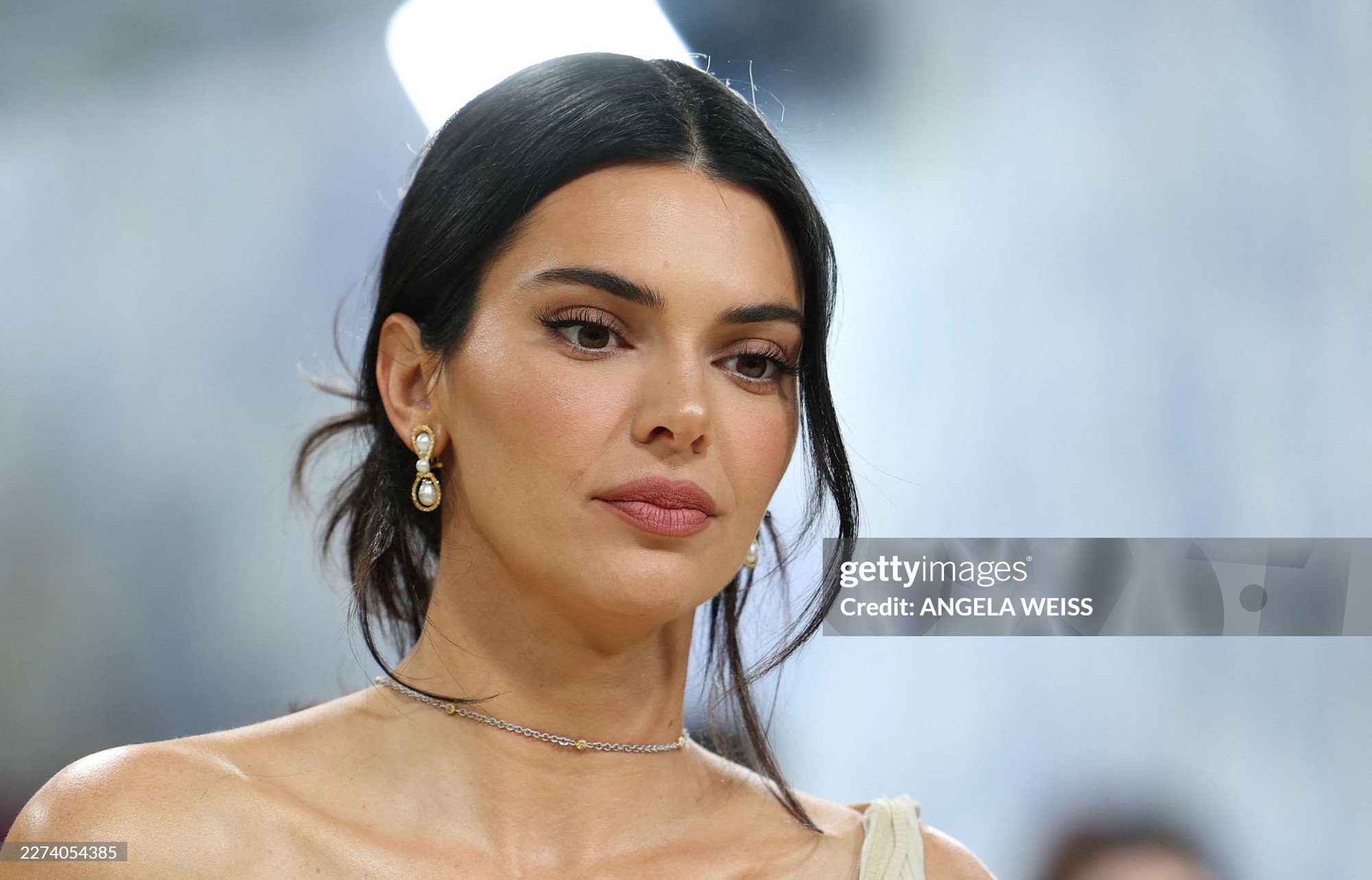 Ch&ugrave;m ảnh cận r&otilde; da thật nức l&ograve;ng của d&agrave;n sao Met Gala 2026- Ảnh 7.