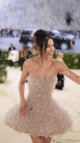 "C&ocirc;ng ch&uacute;a tuyết" Olympic hot rần rần Met Gala - Eileen Gu l&ecirc;n tiếng về tin đồn giải nghệ- Ảnh 1.