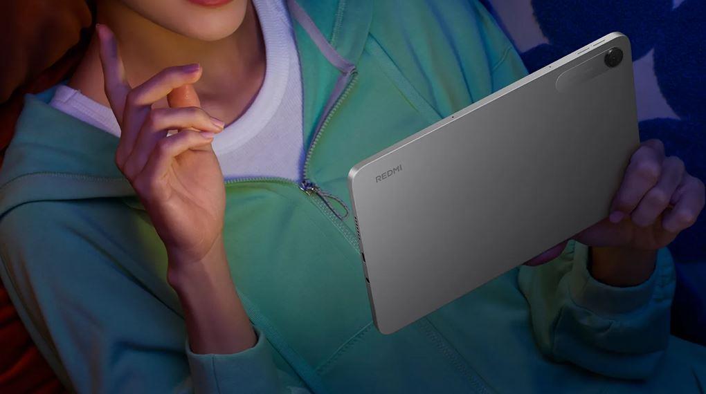 Thế Giới Di Động mở b&aacute;n &ldquo;rạp phim bỏ t&uacute;i&rdquo; Redmi Pad 2 9,7&rdquo;: chỉ từ 4,99 triệu c&oacute; ngay m&agrave;n h&igrave;nh 2K 120Hz - Ảnh 2.