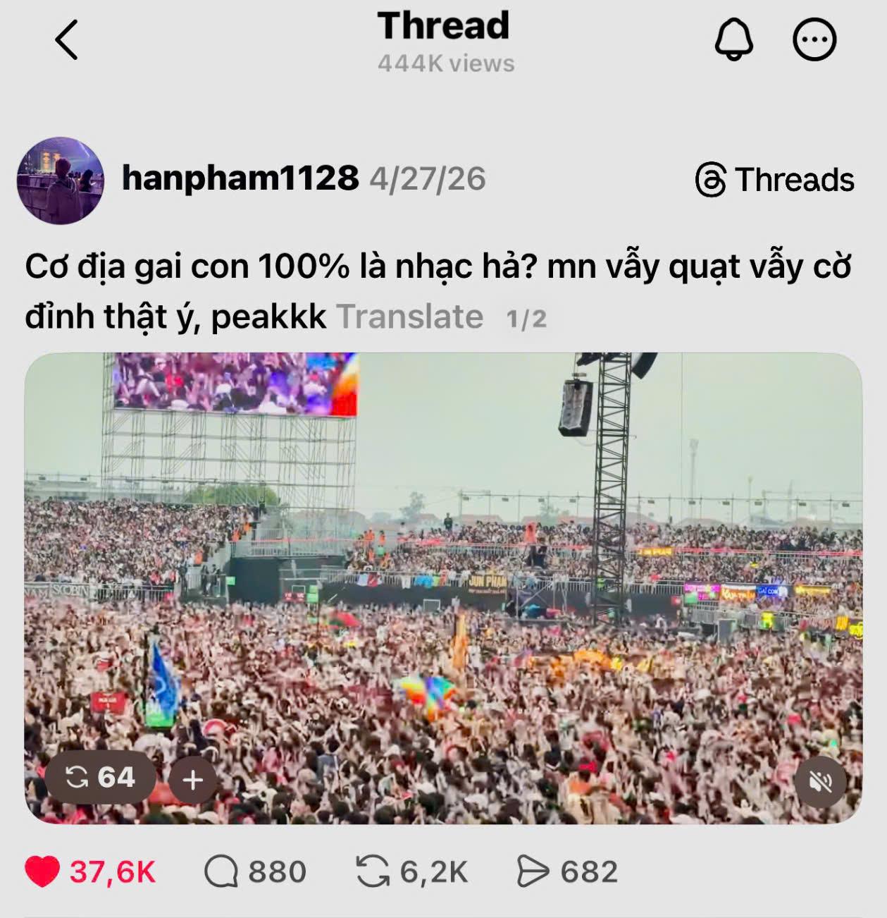 H&agrave;nh tr&igrave;nh của &ldquo;Crack That Fan&rdquo; từ kh&ocirc;ng gian Queer đến s&acirc;n khấu đại ch&uacute;ng - Ảnh 3.