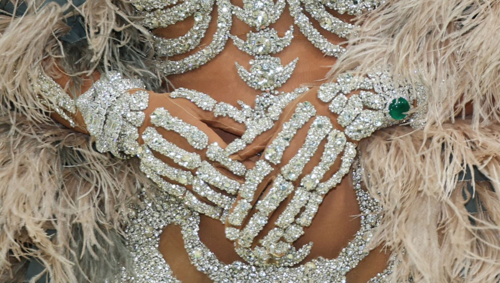 Nữ ho&agrave;ng showbiz diện chiếc v&ograve;ng cổ đắt nhất lịch sử Met Gala nhưng vẫn bị ch&ecirc; v&igrave; l&yacute; do kh&ocirc;ng tưởng- Ảnh 7.