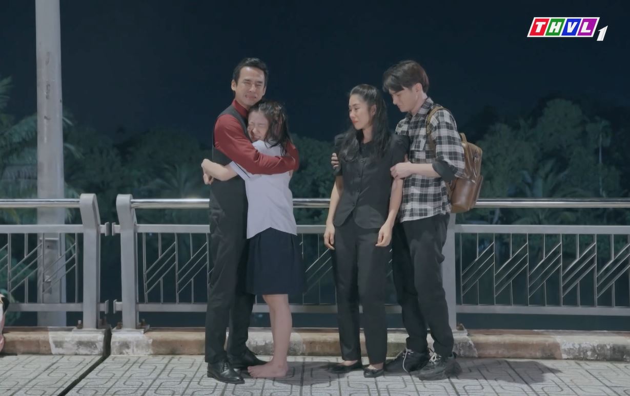 Cả đời xem phim Việt chưa thấy ai kh&oacute;c xấu cỡ n&agrave;y, diễn dở đến mức "ngũ quan bay t&aacute;n loạn"- Ảnh 1.