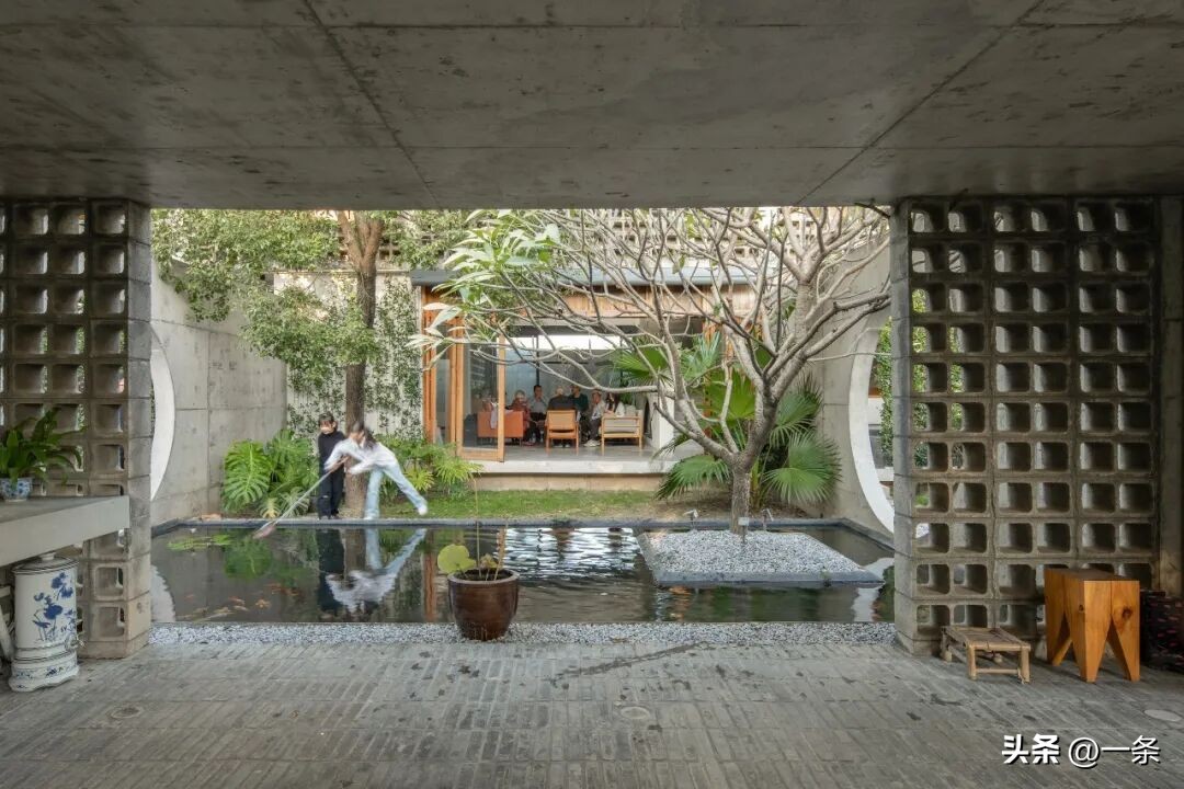 T&ocirc;i chi 2 tỷ x&acirc;y nh&agrave; 680m&sup2; cho bố mẹ ở qu&ecirc; v&agrave; nhận ra: Tiền kh&ocirc;ng đặt đ&uacute;ng chỗ th&igrave; c&agrave;ng để c&agrave;ng tốn- Ảnh 16.