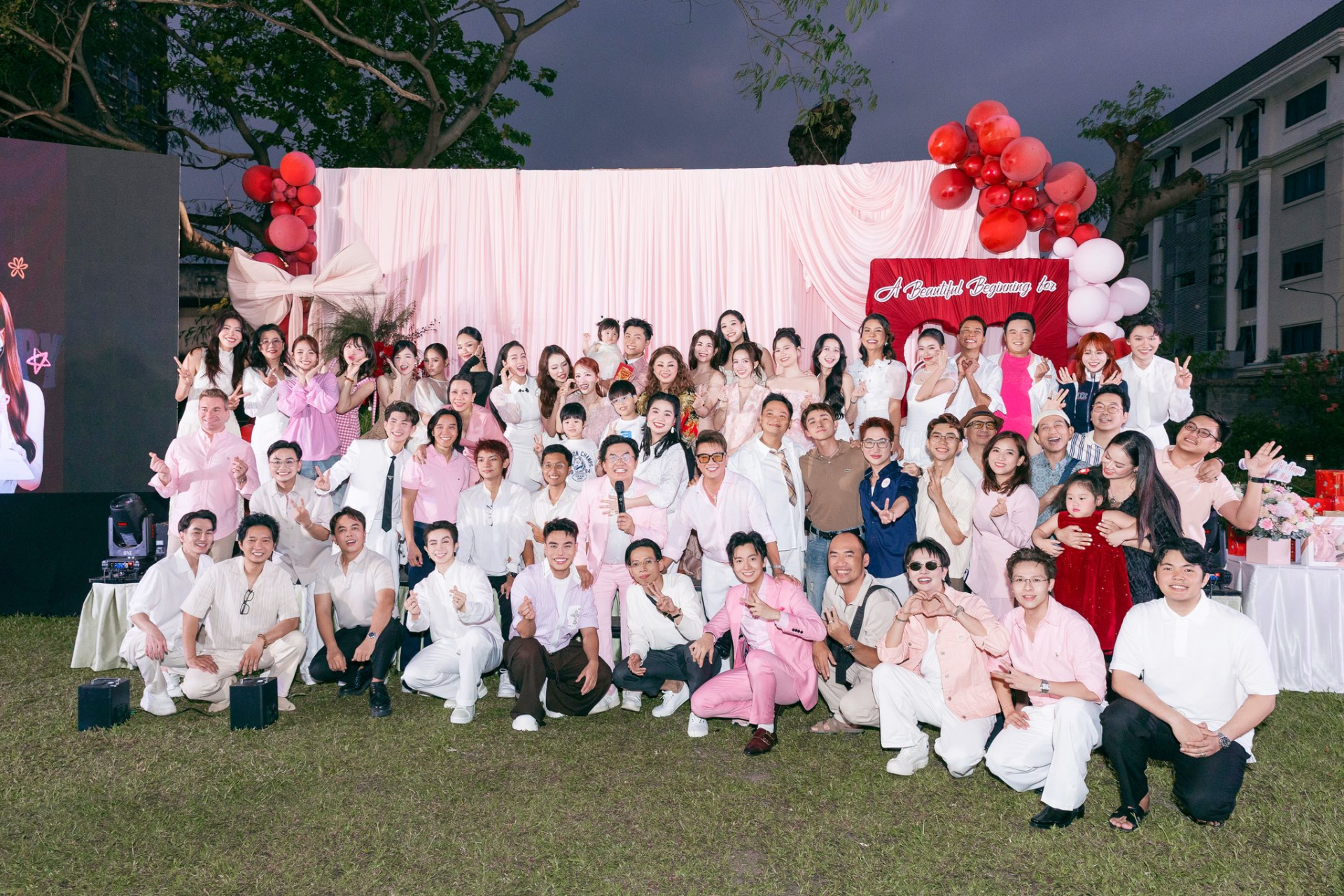 Sao nữ Vbiz l&agrave; tiểu thư nh&agrave; gi&agrave;u bỗng mất tất cả v&igrave; gia đ&igrave;nh ph&aacute; sản, nay đổi đời sau quyết định cả showbiz ủng hộ- Ảnh 10.