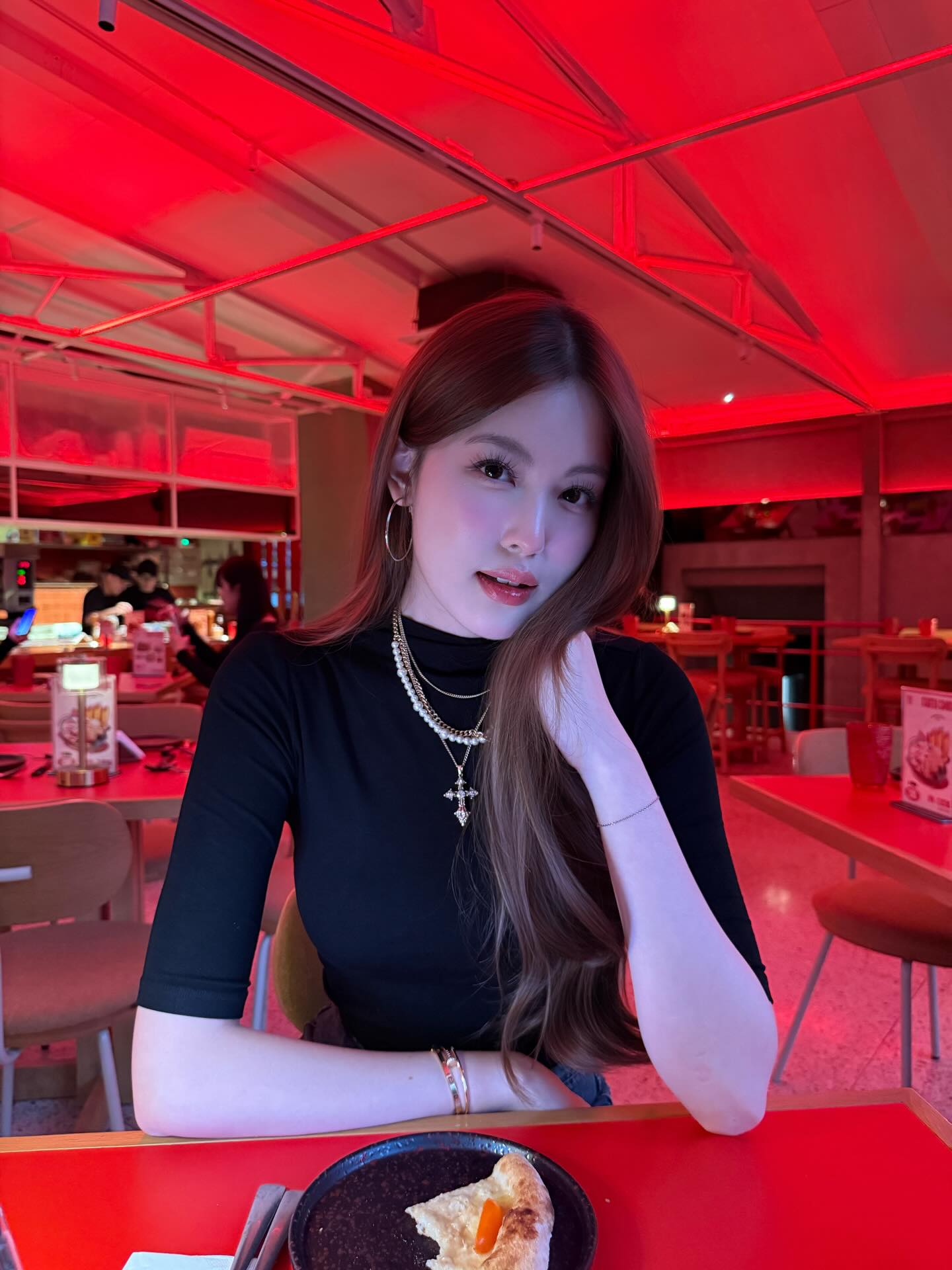 Đ&acirc;y l&agrave; c&ocirc; g&aacute;i m&agrave; HIEUTHUHAI m&ecirc; như điếu đổ- Ảnh 7.