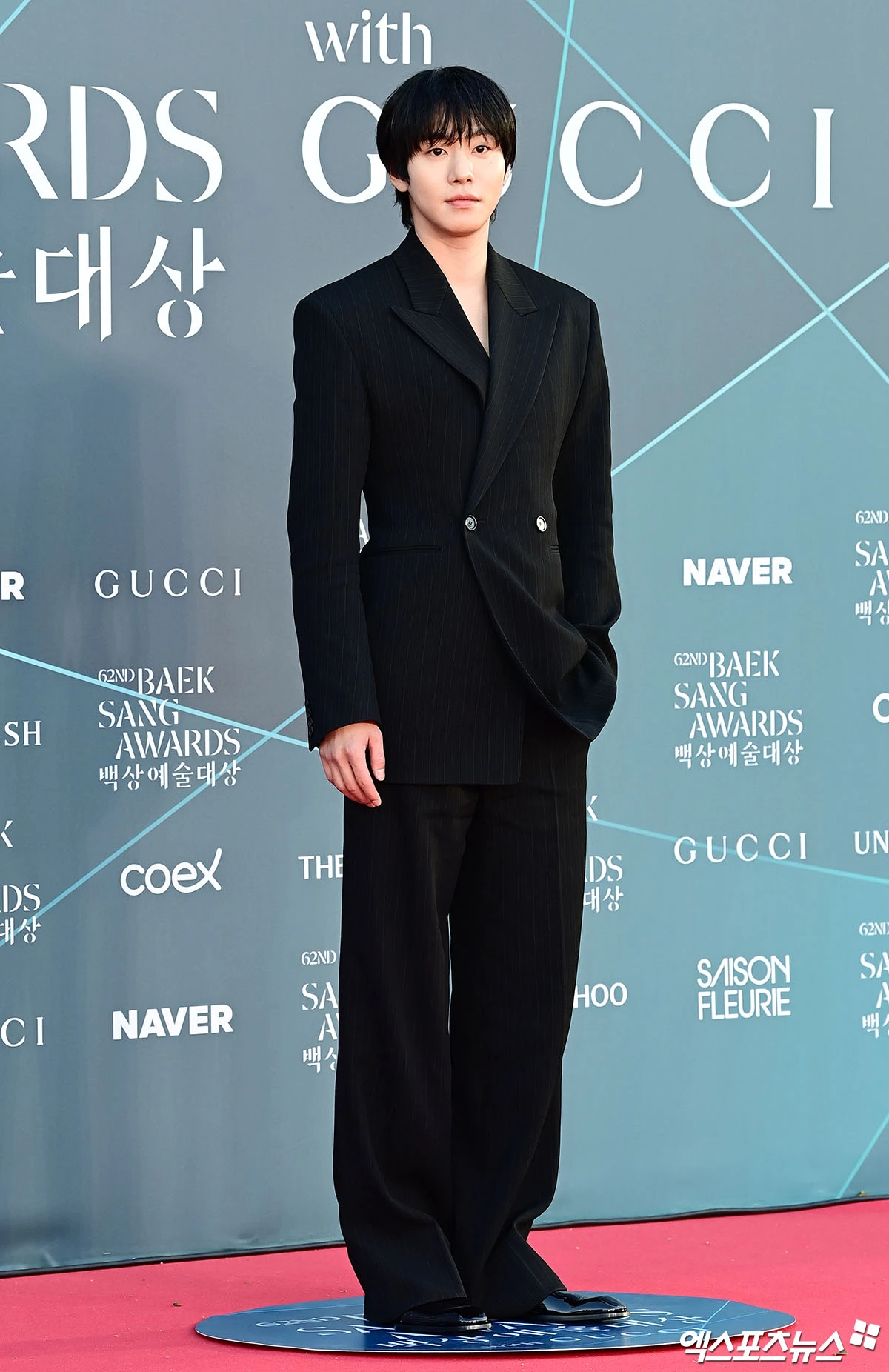 Si&ecirc;u thảm đỏ Baeksang 2026: 1 mỹ nh&acirc;n hở bạo &aacute;t cả Son Ye Jin - Yoona, Suzy xứng danh nữ thần - Ảnh 36.
