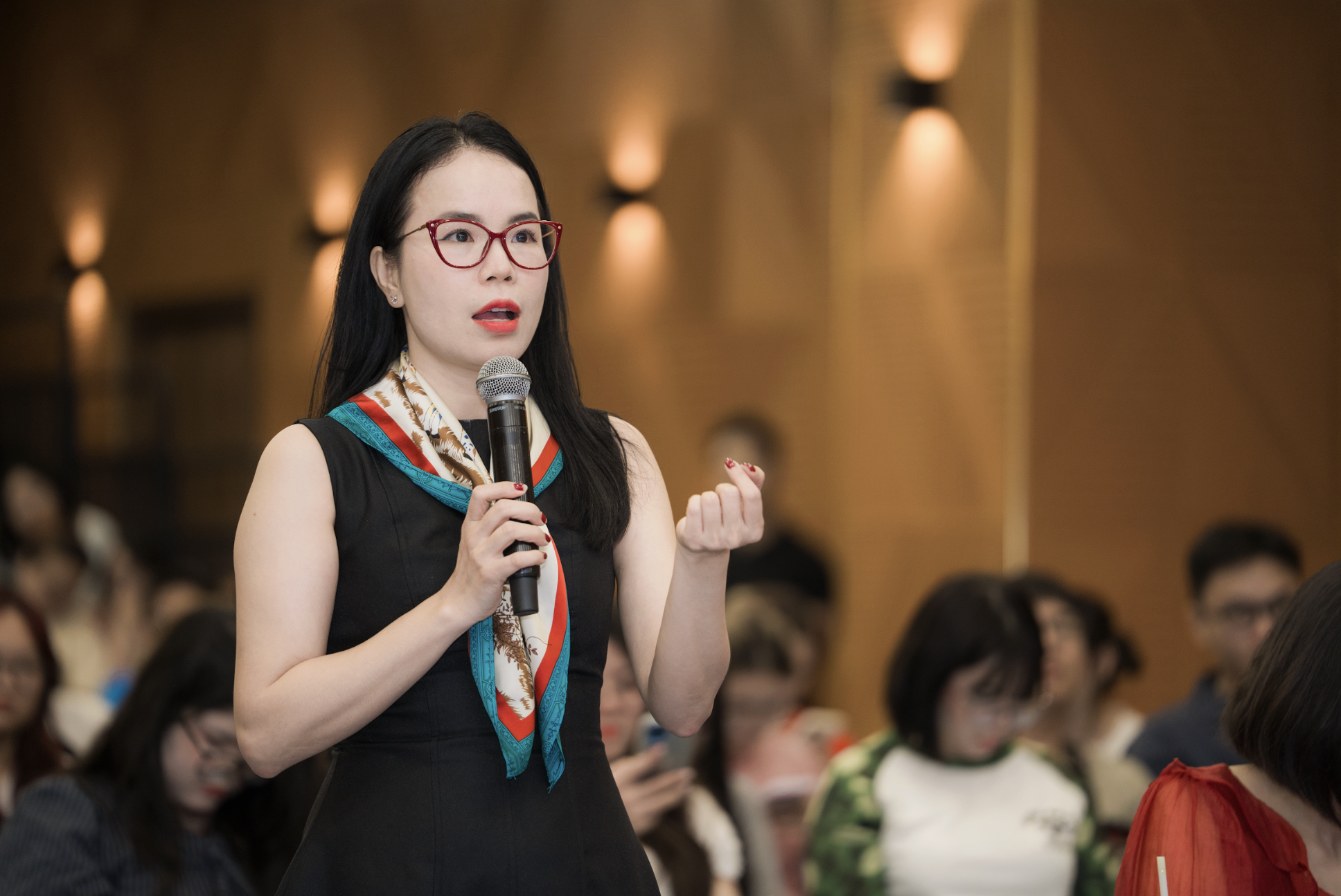 Đạo diễn Phan Gia Nhật Linh: Phim điện ảnh giờ kh&ocirc;ng cắt được 100 clip TikTok th&igrave; kh&ocirc;ng b&aacute;n được v&eacute;- Ảnh 9.