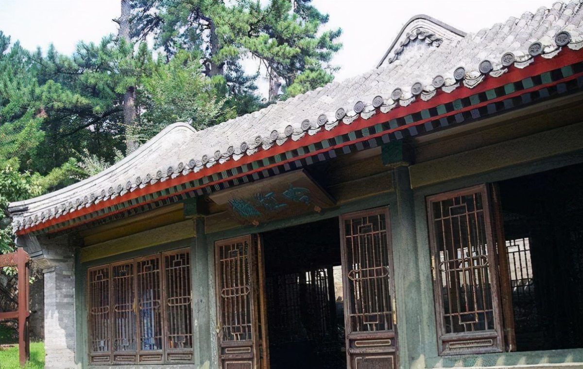 Tử Cấm Th&agrave;nh xuất hiện vết nứt lạ, b&iacute; mật bị ch&ocirc;n giấu suốt 618 năm dần h&eacute; lộ - Ảnh 5.