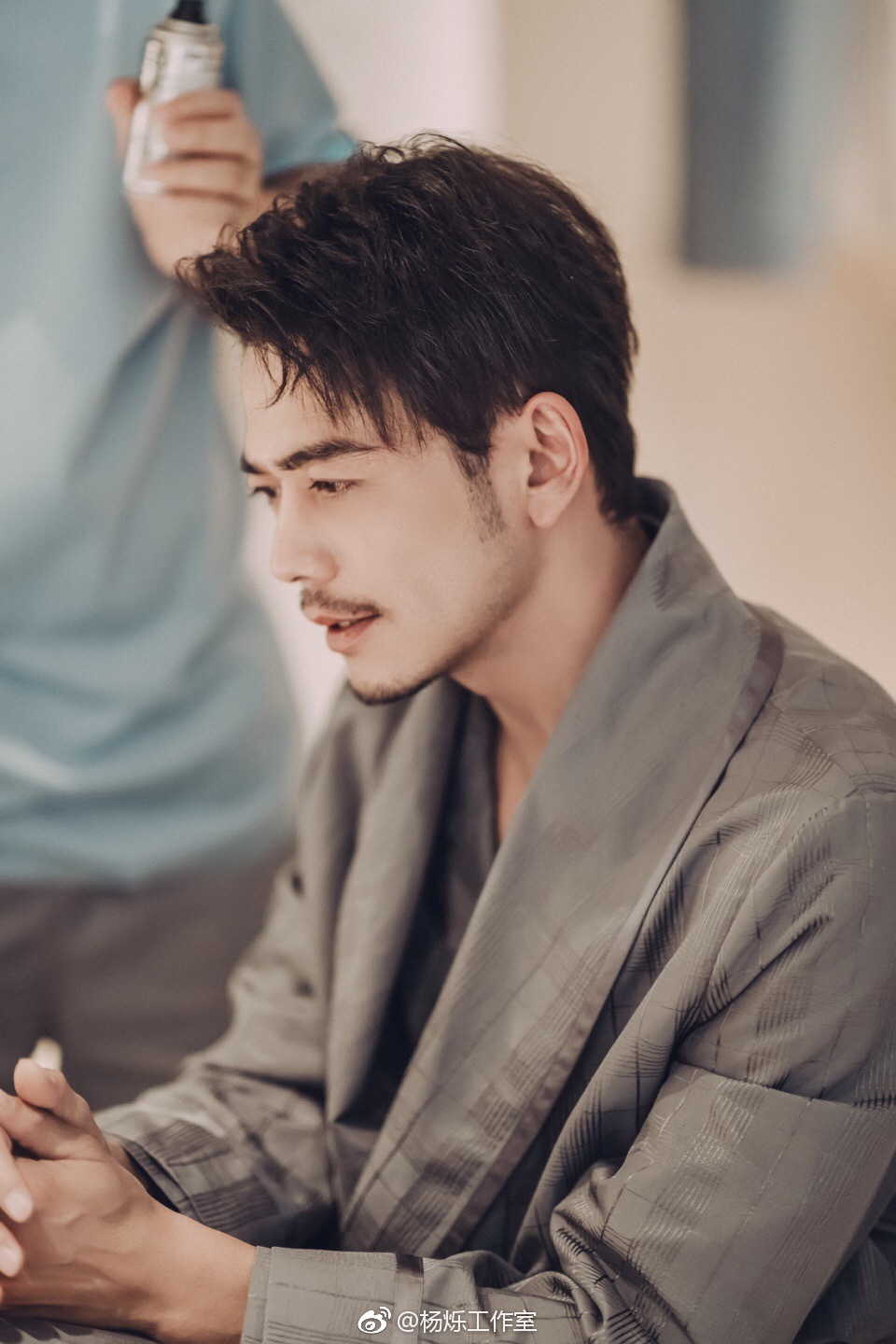 Sự hết thời của nam thần th&iacute;ch l&agrave;m "cha thi&ecirc;n hạ": 2 lần bị thời sự đ&agrave;i quốc gia b&ecirc;u t&ecirc;n, nhan sắc giờ bệ rạc kh&ocirc;ng ai nhận ra- Ảnh 6.
