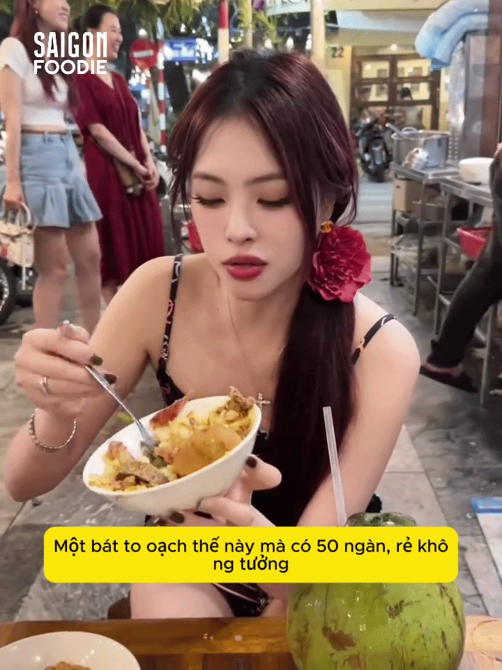 Nữ du kh&aacute;ch Trung Quốc đến H&agrave; Nội ăn 8 bữa một ng&agrave;y, khuy&ecirc;n mọi người "nhất định phải mang theo bạn trai" - Ảnh 10.