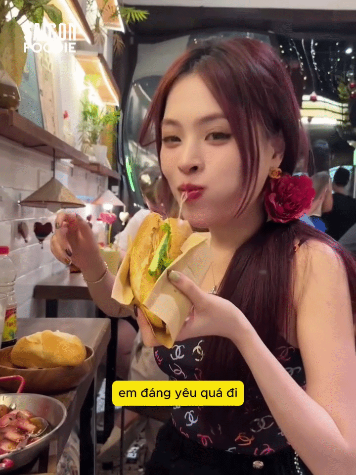 Nữ du kh&aacute;ch Trung Quốc đến H&agrave; Nội ăn 8 bữa một ng&agrave;y, khuy&ecirc;n mọi người "nhất định phải mang theo bạn trai" - Ảnh 9.