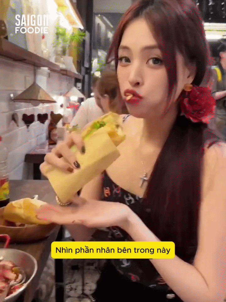 Nữ du kh&aacute;ch Trung Quốc đến H&agrave; Nội ăn 8 bữa một ng&agrave;y, khuy&ecirc;n mọi người "nhất định phải mang theo bạn trai" - Ảnh 8.