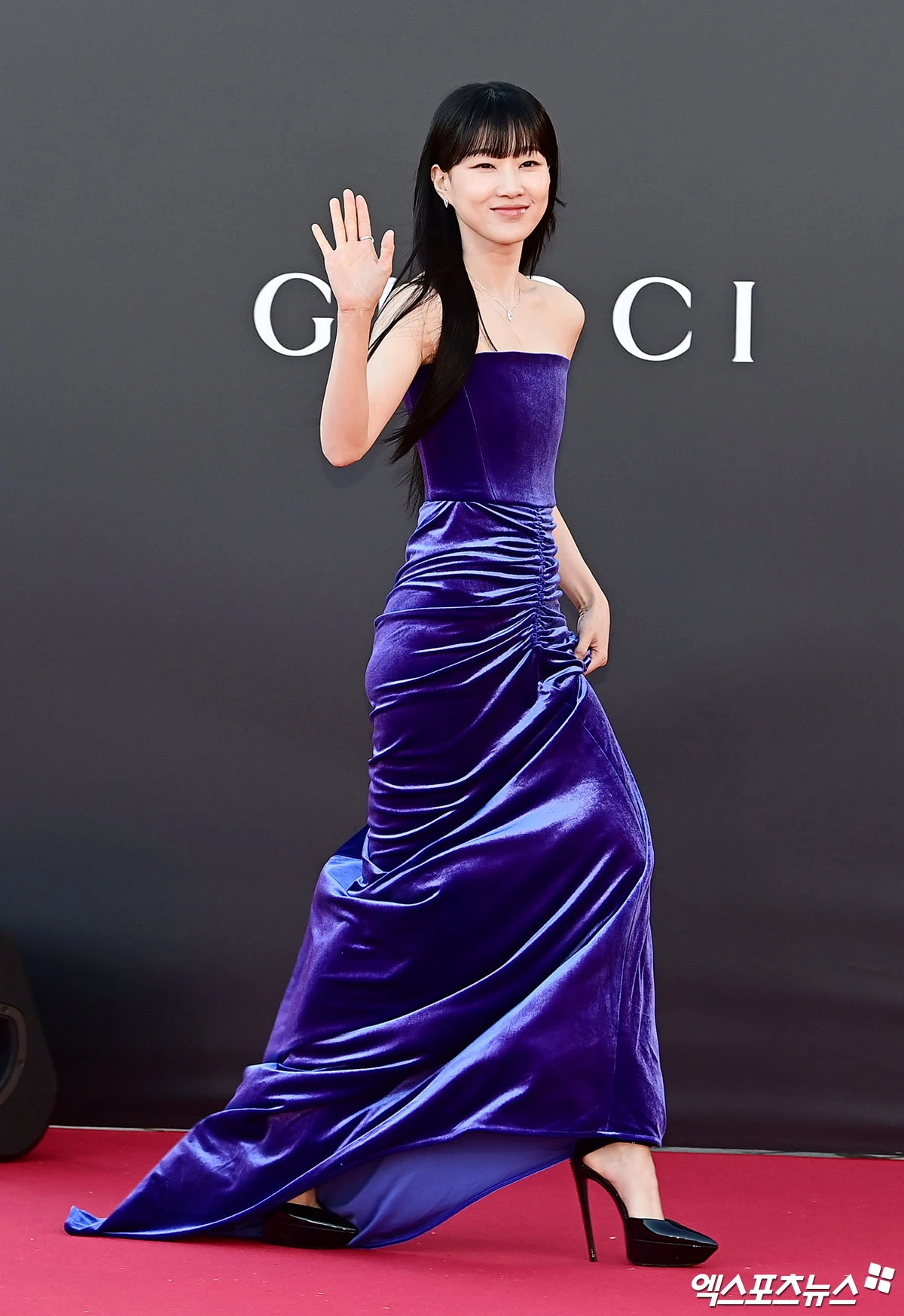 Si&ecirc;u thảm đỏ Baeksang 2026: 1 mỹ nh&acirc;n hở bạo &aacute;t cả Son Ye Jin - Yoona, Suzy xứng danh nữ thần - Ảnh 52.