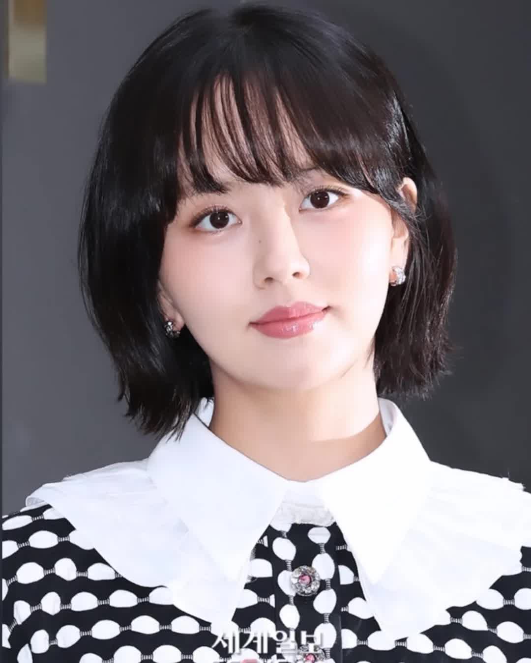 "Tiểu Son Ye Jin" xuất hiện g&acirc;y sốt Baeksang, c&agrave;ng lớn c&agrave;ng xinh ng&acirc;y ngất!- Ảnh 10.