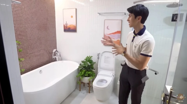 Mỹ nh&acirc;n showbiz kết h&ocirc;n với mối t&igrave;nh đầu: Ở chung cư đẹp như mộng, lại được "chồng so&aacute;i ca" tặng biệt thự view hồ si&ecirc;u đẳng cấp- Ảnh 4.