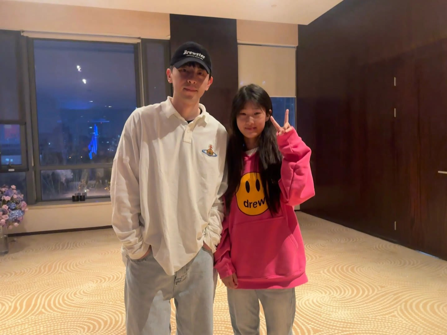 Nam diễn vi&ecirc;n lố bịch bị đuổi cổ khỏi showbiz chỉ trong 3 tiếng: Phải b&aacute;n lẩu - tr&agrave; sữa kiếm sống, diện mạo hiện tại g&acirc;y ngỡ ng&agrave;ng- Ảnh 7.