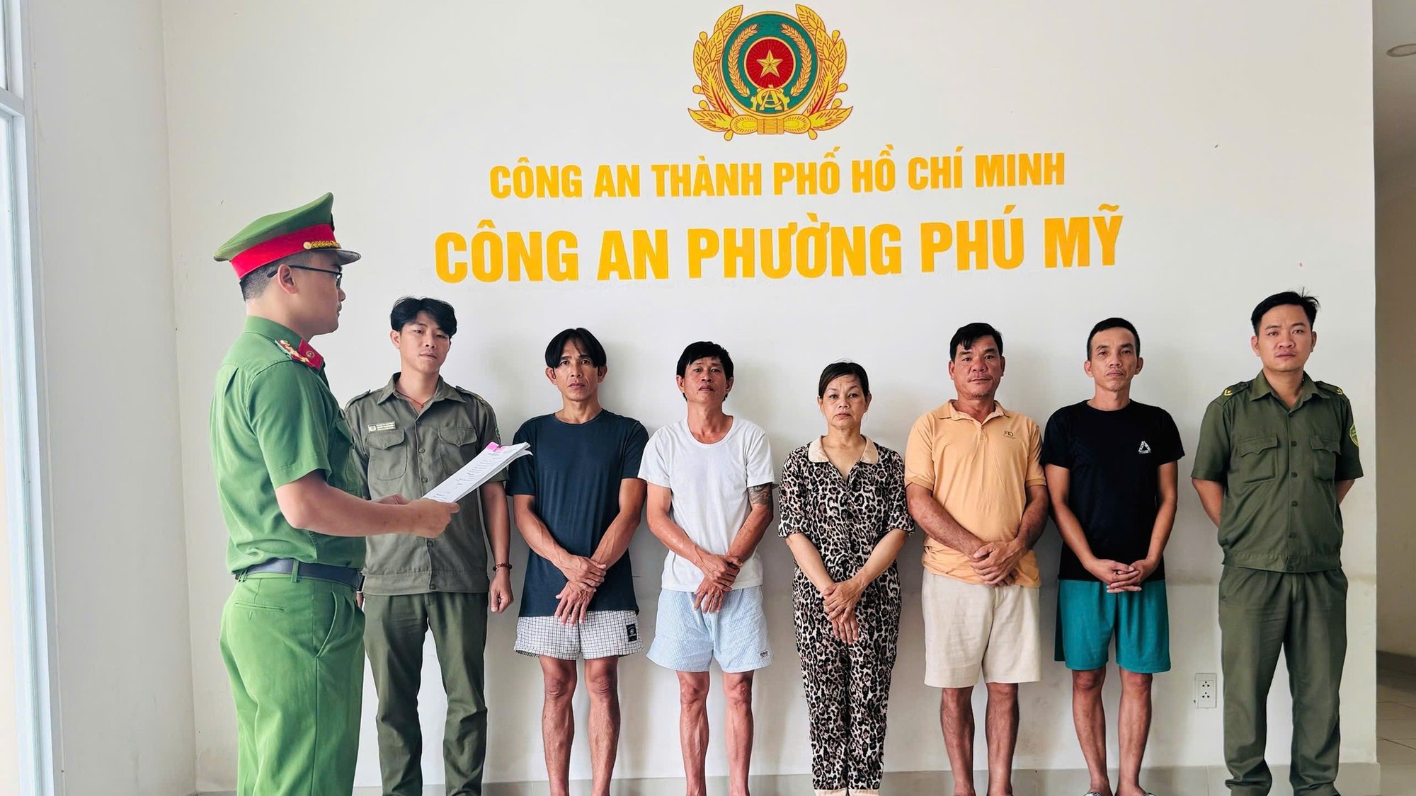 Bắt Nguyễn Thị Lan, Nguyễn Ho&agrave;i Hận c&ugrave;ng 3 đồng phạm- Ảnh 1.