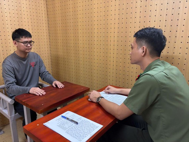 Ph&aacute; chuy&ecirc;n &aacute;n đặc biệt lớn ti&ecirc;u thụ 2.250 tỷ đồng tiền thẻ c&agrave;o, bắt '&ocirc;ng tr&ugrave;m' Nguyễn Ho&agrave;ng Tuấn SN 1987- Ảnh 4.