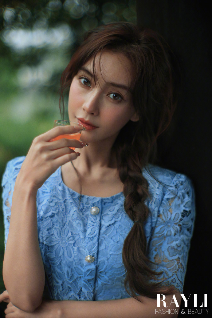 Angelababy khoe vẻ đẹp huyền ảo như tranh, như thơ - Ảnh 13.