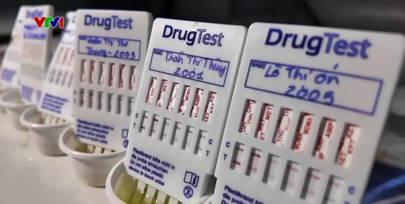 Đột xuất test nhanh ma t&uacute;y 700 người, ph&aacute;t hiện qu&aacute;n mỳ cay c&oacute; tới 3 trường hợp dương t&iacute;nh- Ảnh 2.