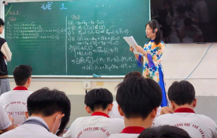 H&agrave; Nội b&atilde;i bỏ Quyết định dạy th&ecirc;m học th&ecirc;m sau kiến nghị của Bộ Tư ph&aacute;p - Ảnh 1.
